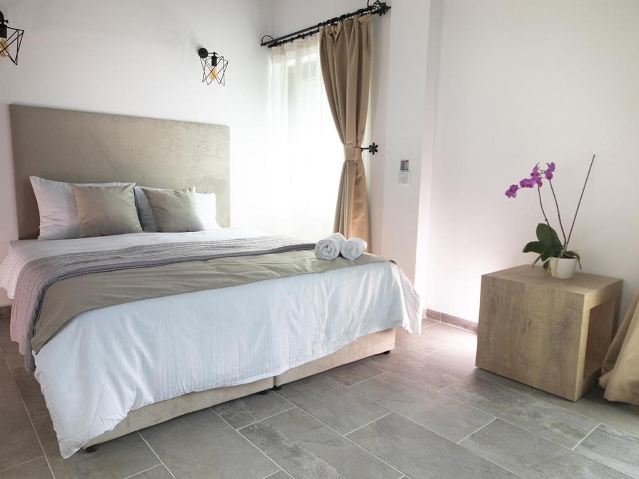 Avenue Hotel Кирения Номер фото