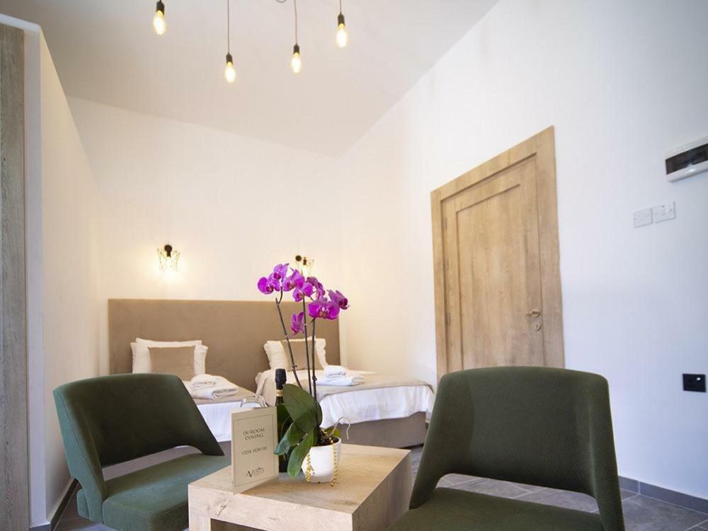 Avenue Hotel Кирения Экстерьер фото